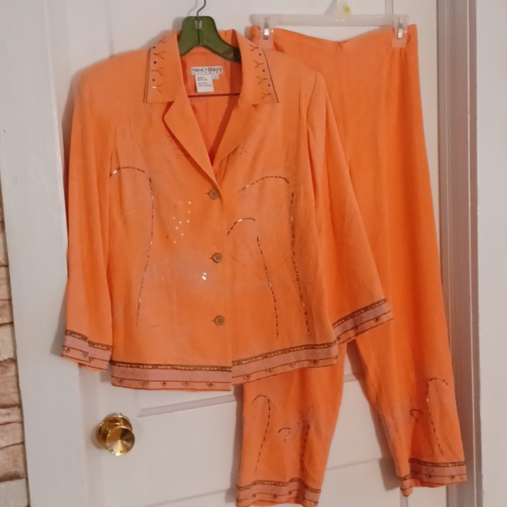 Nancy Bolen City Girl 2 peice outfit 100 percent silk polyester lining i…